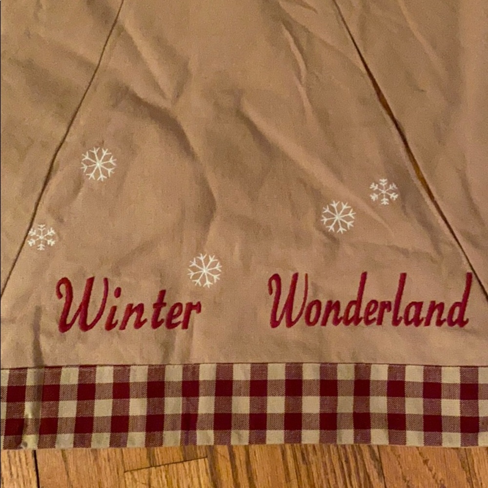 Tree Skirt - Picture 5 of 5
